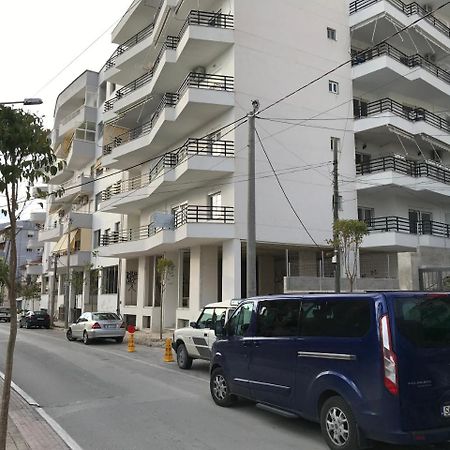 Kosta'S City Apartment Sarandë Exterior foto